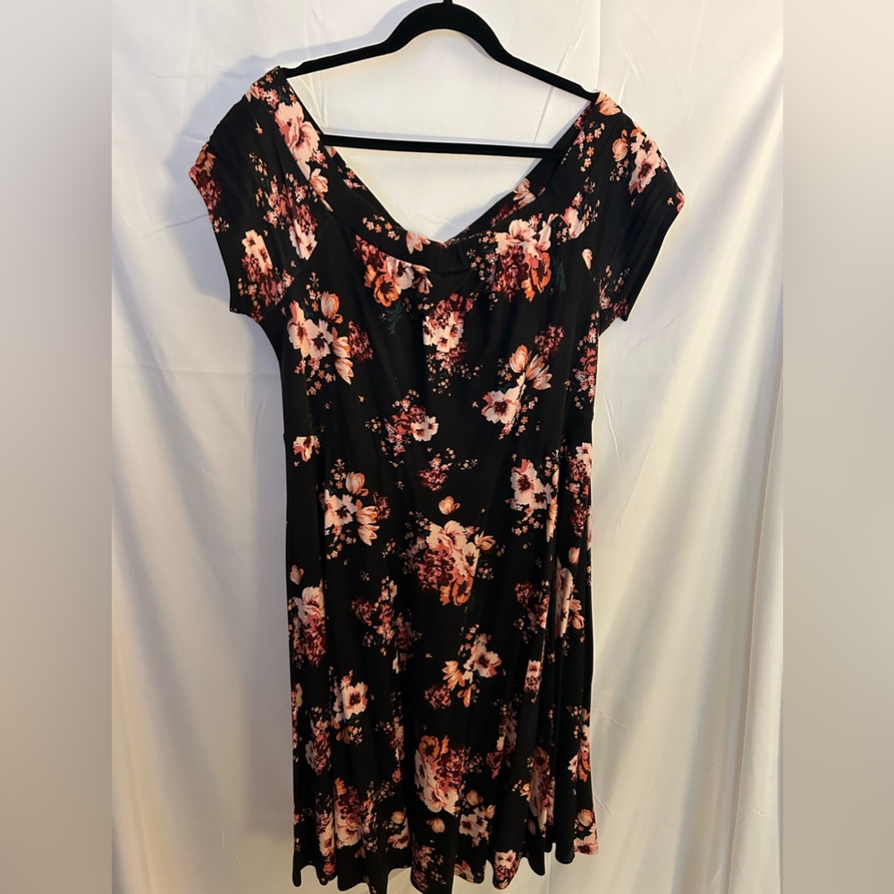 Torrid floral dress